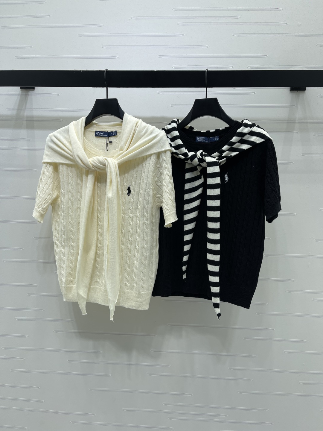 Women's short sleeves